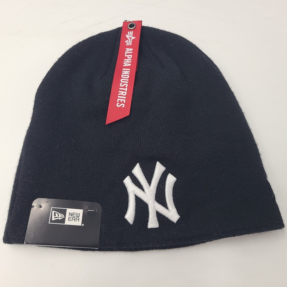 New York Yankees Hat Beanie New Era Alpha Industries Black Gray MLB Stocking Cap